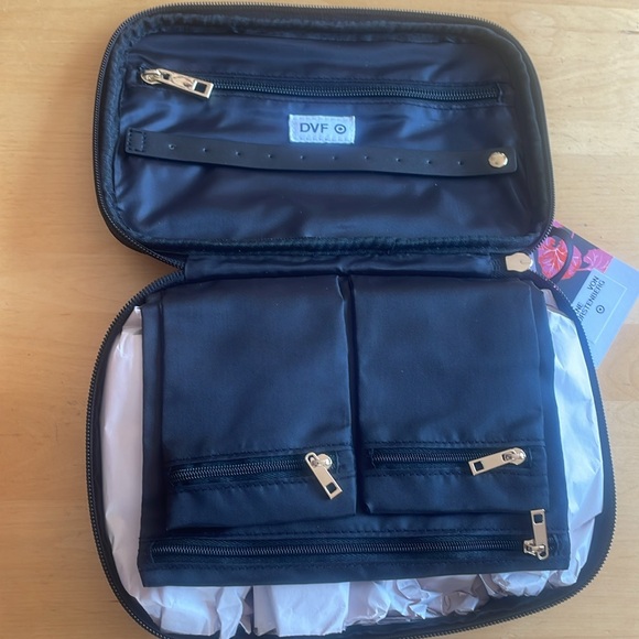 NWT Diane Von Furstenberg Neutral Black Vintage Weave Jewelry Organizer - Picture 3 of 3